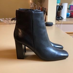 Black ankle boots 8.5 only worn once! Marc Fischer